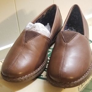 Brand New Eastland Loafers 8.5w